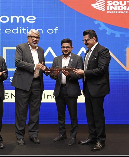 Krishna Makhariya, CFA receiving a felicitation